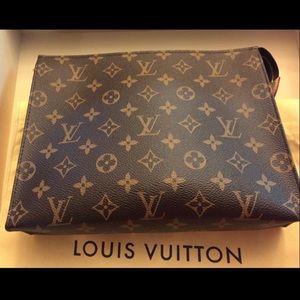 Louis vuitton Toiletry pouch 26’